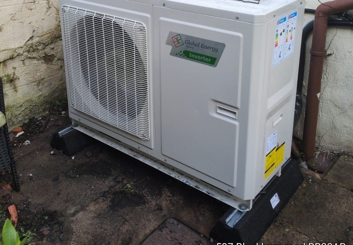 Air source heat pump installation, Blackburn Road